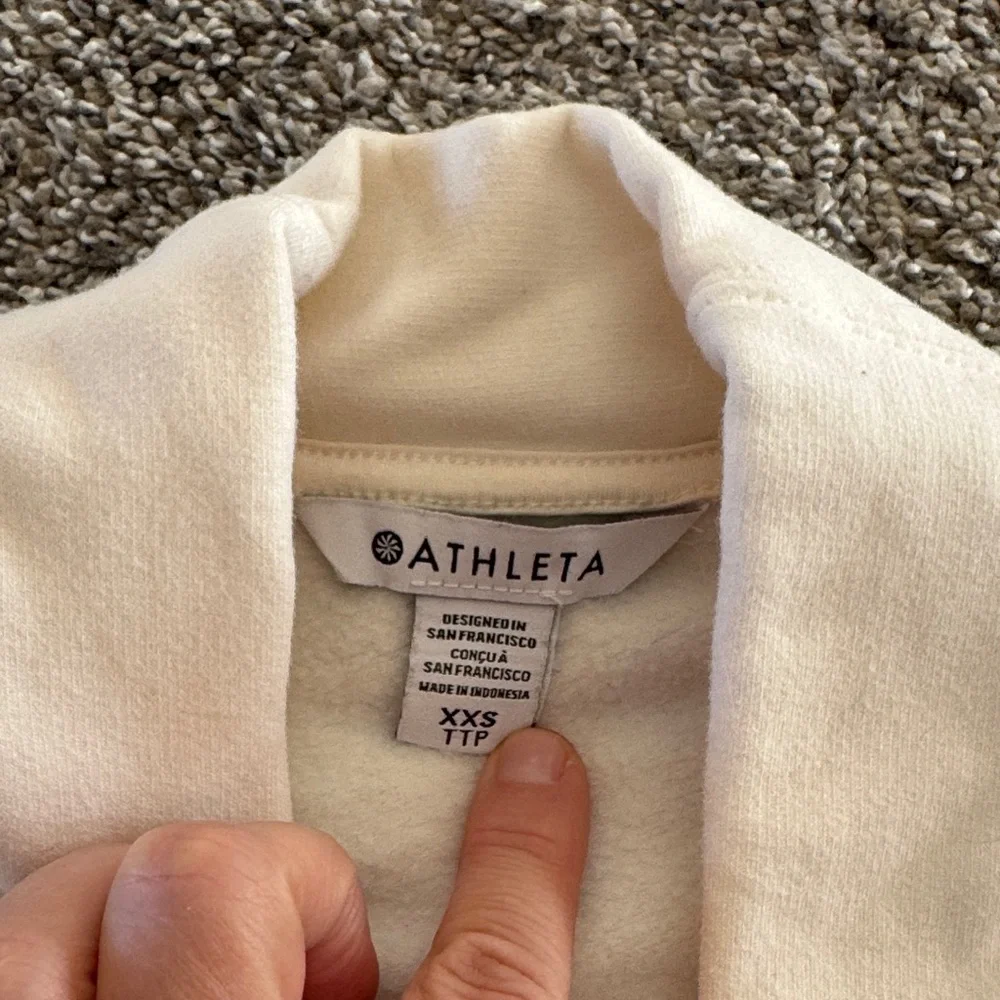 Athleta Cream Women's Shrug - Picture 2 of 5